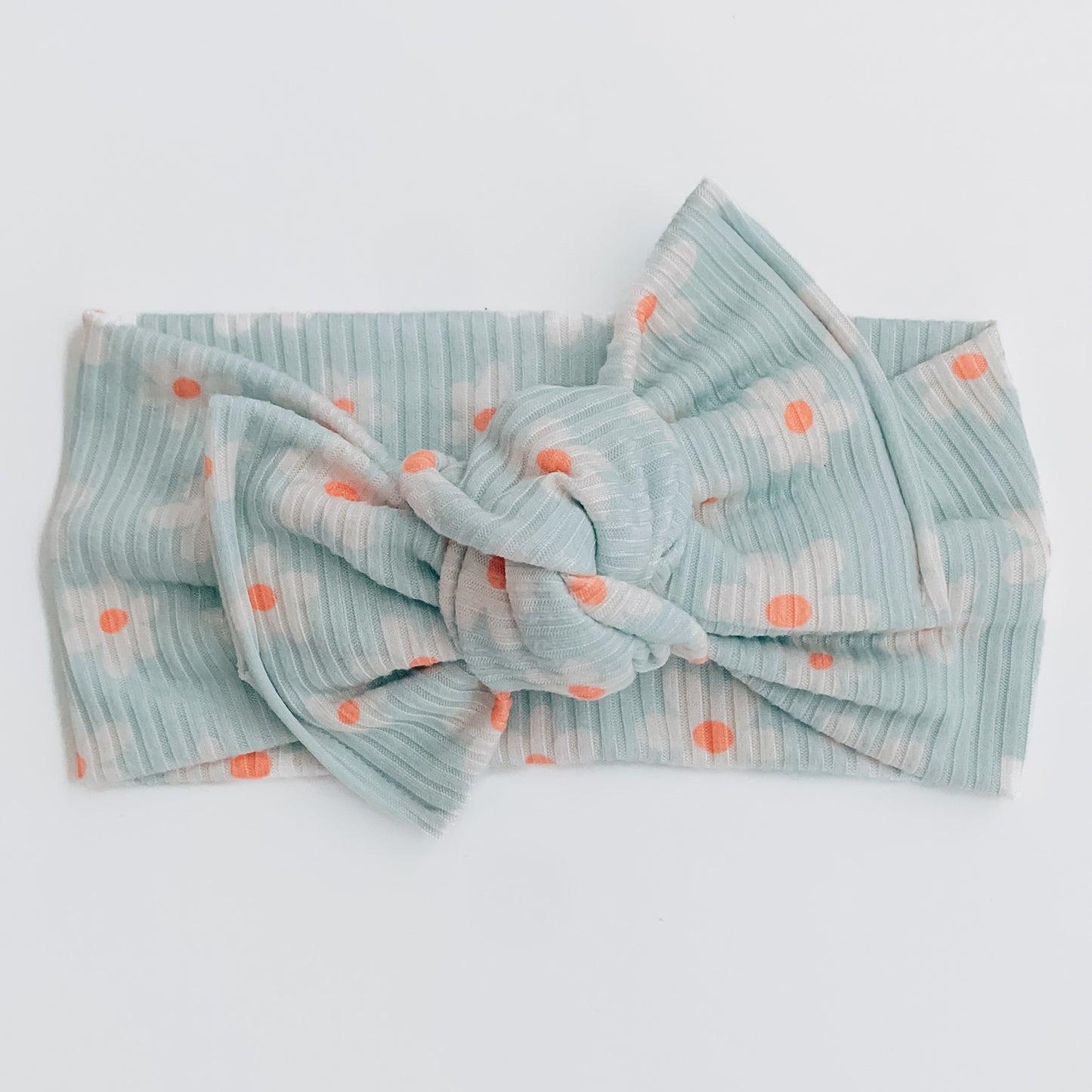 dainty daisy collection