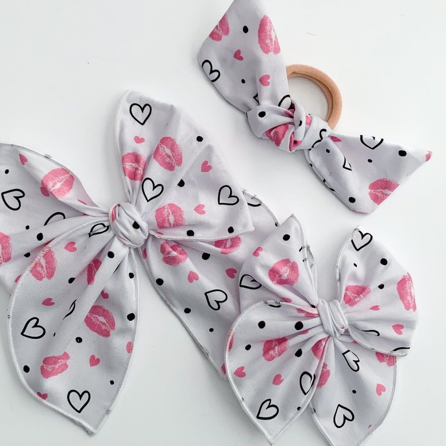 hearts + (pink) kisses collection