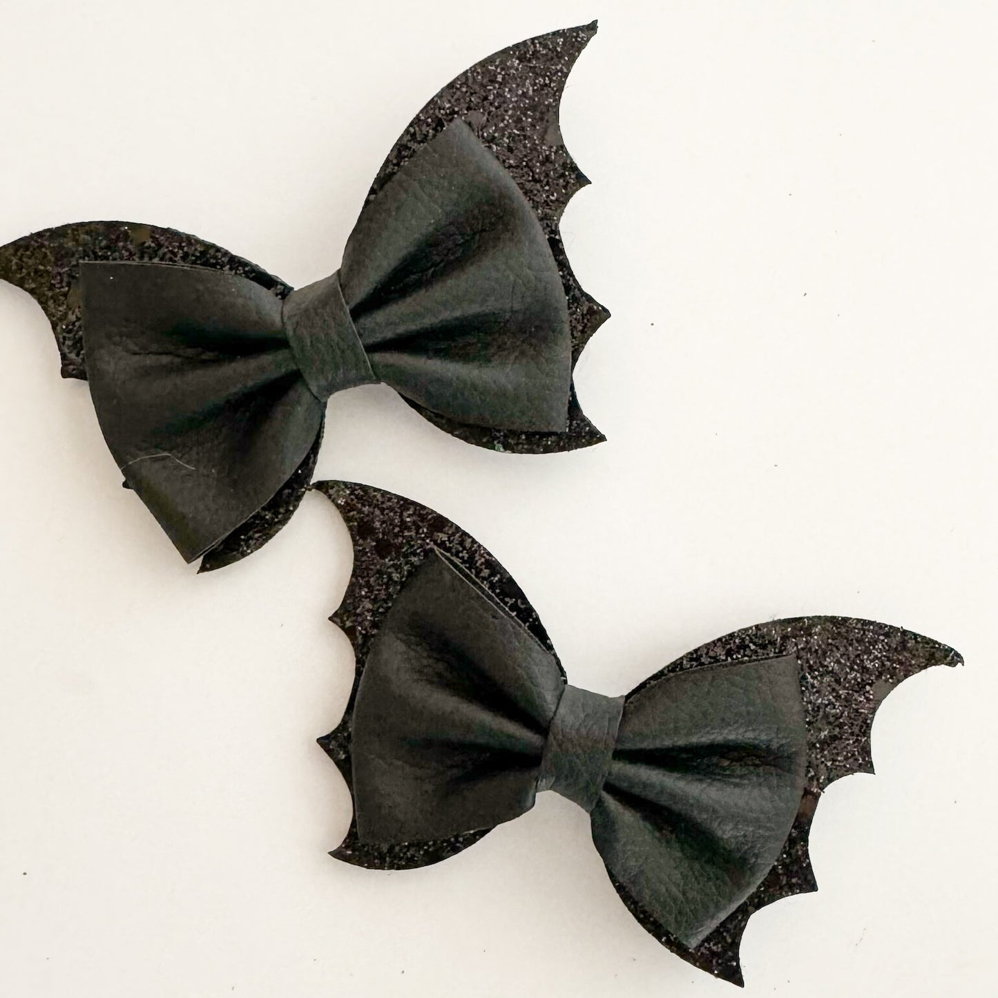 glitter bat clips (2)